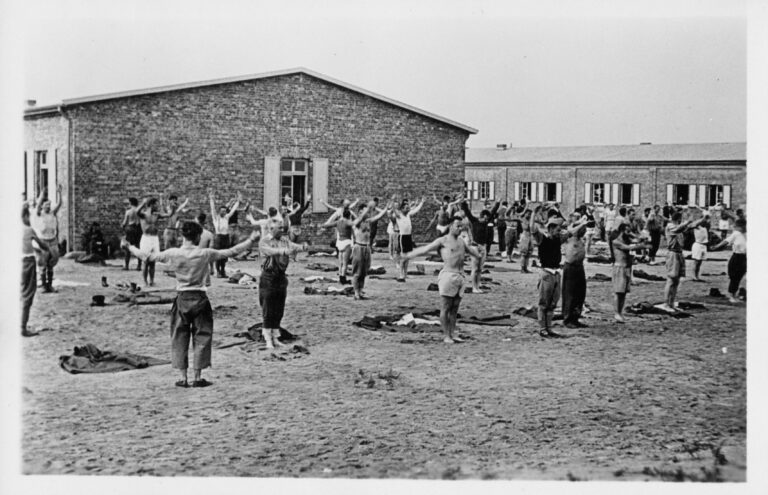 1940 Leçon éducation physique Bonnard