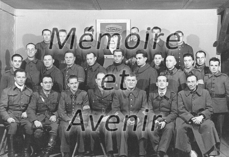 1941-11-IA-Groupe-officiers-04-R