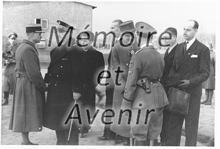 1941-12-IA-Visite-Scapini-10-R