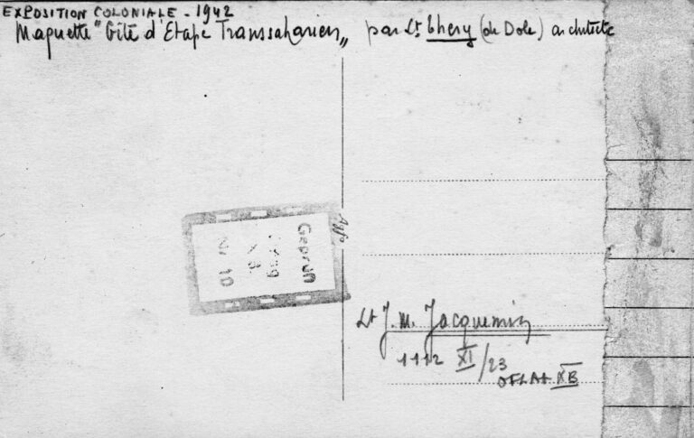 1942 07 Exposition coloniale 06 Gite d'étape Sahara V