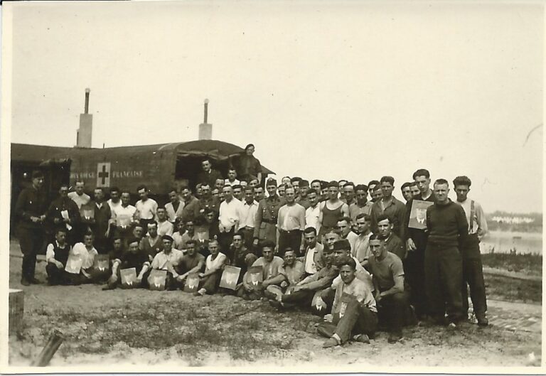 1942 Portrait du Maréchal Petain stalag xc (1)