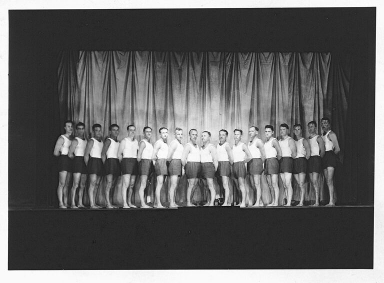 1943 07 VIA Fête gymnastique R
