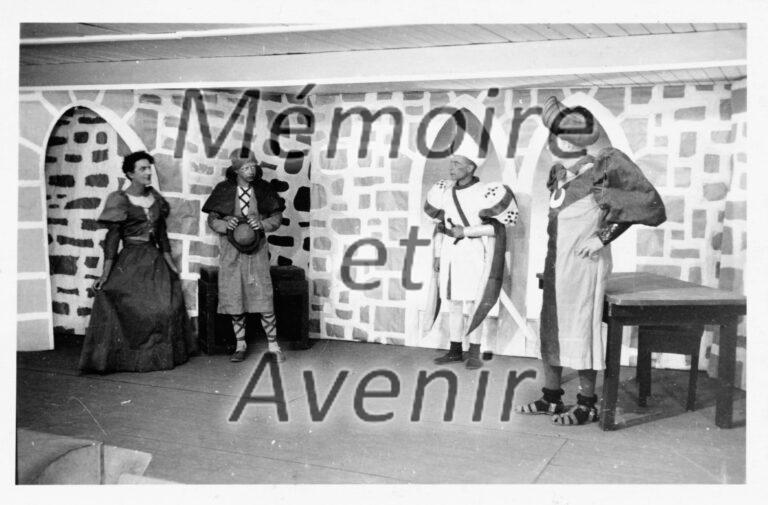 1944-08-Ste-Jeanne-01-Acte-I-recto