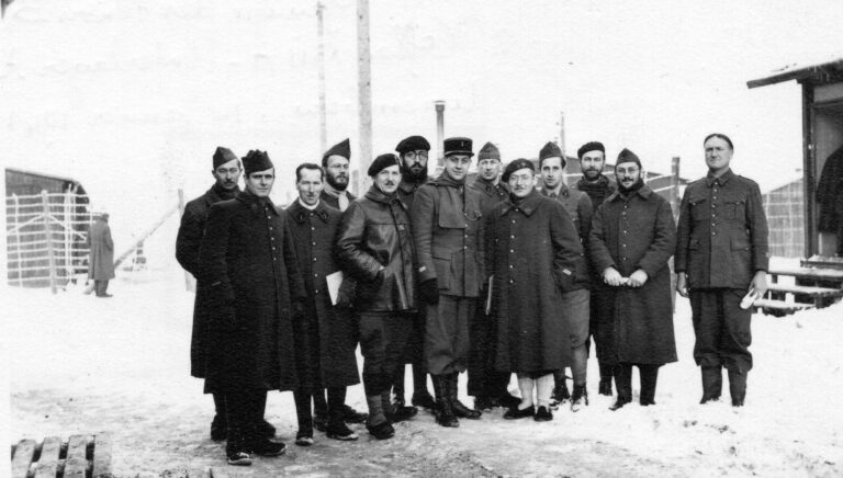 13A Perrault Raymond1-groupe officiers chorale