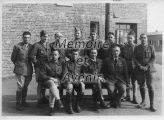 1940-09-Groupe-officiers-avec-capitaines-Coisel-et-Enard