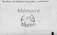 1942-09-Partie-de-tennis-devant-baraque-IV-V